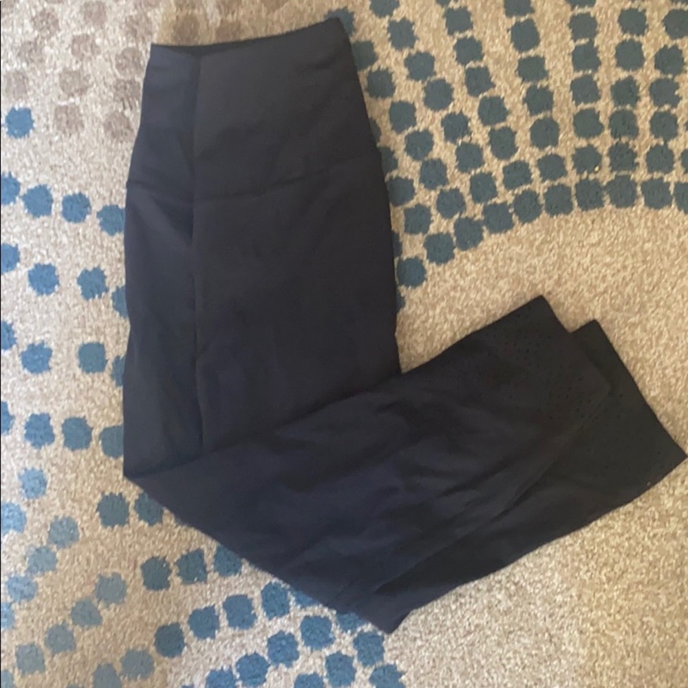 Size 6 Lulu Lemon Leggings, Black